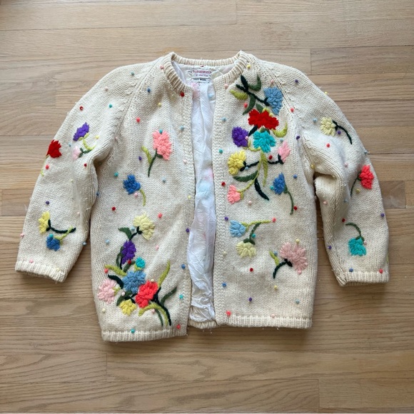 Vintage Sweaters - SOLD! ⏹️ - GORGEOUS Vintage Knit Embellished Cardigan!